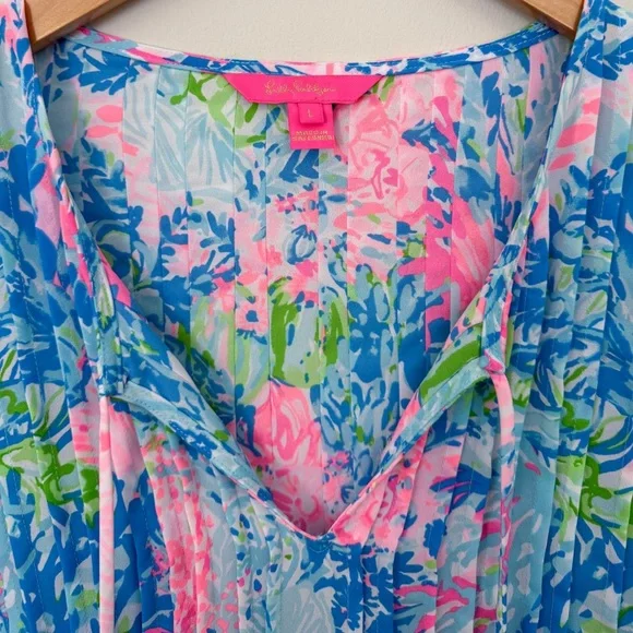 Lilly Pulitzer Top - Picture 2 of 2
